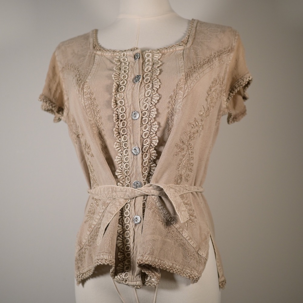 Sacred Threads Tan Boho Embroidered Crochet Lace Tie Waist Blouse Small